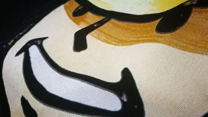 ลองทำเสื้อกับร้าน Cultees ที่ลงโฆษณาในเฟซบุ๊คดู